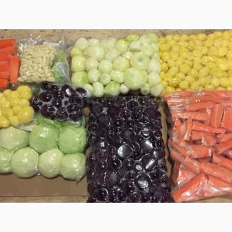 Очищенные свежие овощи (картофель, лук, морковь, свёкла, чеснок) в вакуумной упаковке ОПТ