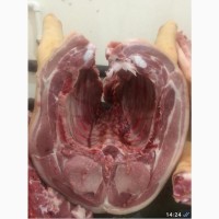 Свинина в полутушах оптом. Камский бекон