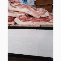 Продается грудинка свиная охлаждённая без кости, домашняя