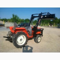 Минитрактор Kubota 23 Л.С. с Погрузчиком