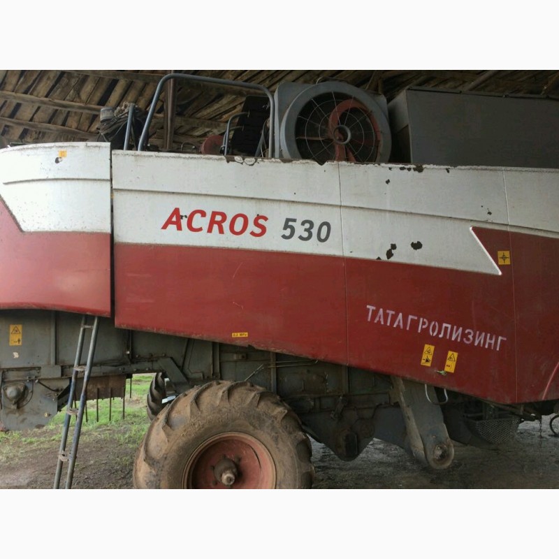 Фото 2. Комбайн зерноуборочный Акрос-530 (2008 год)