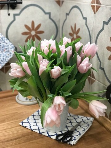 Тюльпаны оптом на 8 марта 2018 года