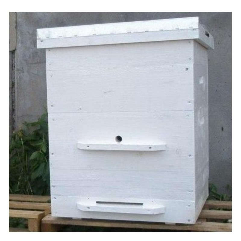 Фото 3. Ульи предназначенные для расширения (развития) приобретенных пчелопакетов